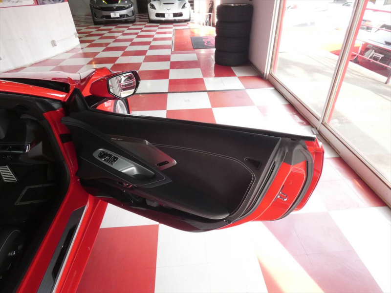 シボレー コルベット 2LT Z51ﾊﾟﾌｫｰﾏﾝｽPKG　正規D車 2023yﾓﾃﾞﾙ  黒革ｼｰﾄ ｼｰﾄﾋｰﾀｰ&ﾍﾞﾝﾁﾚｰﾀｰ Aｶｰﾌﾟﾚｲ ﾌﾛﾝﾄﾘﾌﾀｰ ｸﾙｺﾝ　2年保証