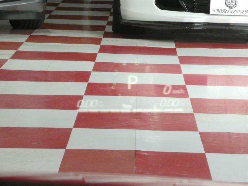 シボレー コルベット 2LT Z51ﾊﾟﾌｫｰﾏﾝｽPKG　正規D車 2023yﾓﾃﾞﾙ  黒革ｼｰﾄ ｼｰﾄﾋｰﾀｰ&ﾍﾞﾝﾁﾚｰﾀｰ Aｶｰﾌﾟﾚｲ ﾌﾛﾝﾄﾘﾌﾀｰ ｸﾙｺﾝ　2年保証