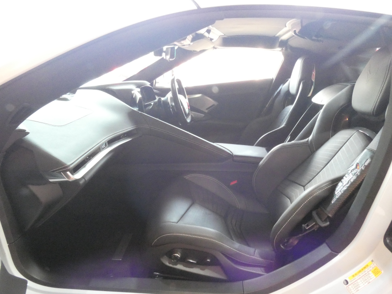 シボレー コルベット 2LT Z51ﾊﾟﾌｫｰﾏﾝｽPKG　正規D車 2023yﾓﾃﾞﾙ  黒革ｼｰﾄ ｼｰﾄﾋｰﾀｰ&ﾍﾞﾝﾁﾚｰﾀｰ Aｶｰﾌﾟﾚｲ ﾌﾛﾝﾄﾘﾌﾀｰ ｸﾙｺﾝ　2年保証