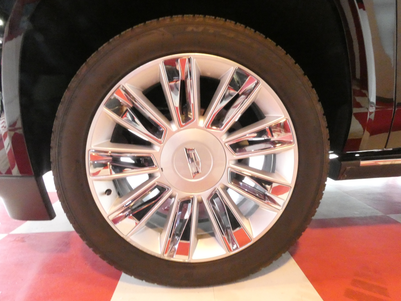 キャデラック エスカレード ﾌﾟﾗﾁﾅﾑ　正規D車 2019yﾓﾃﾞﾙ ﾍﾞｰｼﾞｭ革 ｻﾝﾙｰﾌ BOSE  Aｶｰﾌﾟﾚｲ LEDﾍｯﾄﾞﾗｲﾄ Bｶﾒﾗ　2年保証