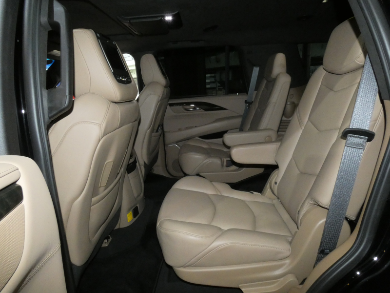 キャデラック エスカレード ﾌﾟﾗﾁﾅﾑ　正規D車 2019yﾓﾃﾞﾙ ﾍﾞｰｼﾞｭ革 ｻﾝﾙｰﾌ BOSE  Aｶｰﾌﾟﾚｲ LEDﾍｯﾄﾞﾗｲﾄ Bｶﾒﾗ　2年保証