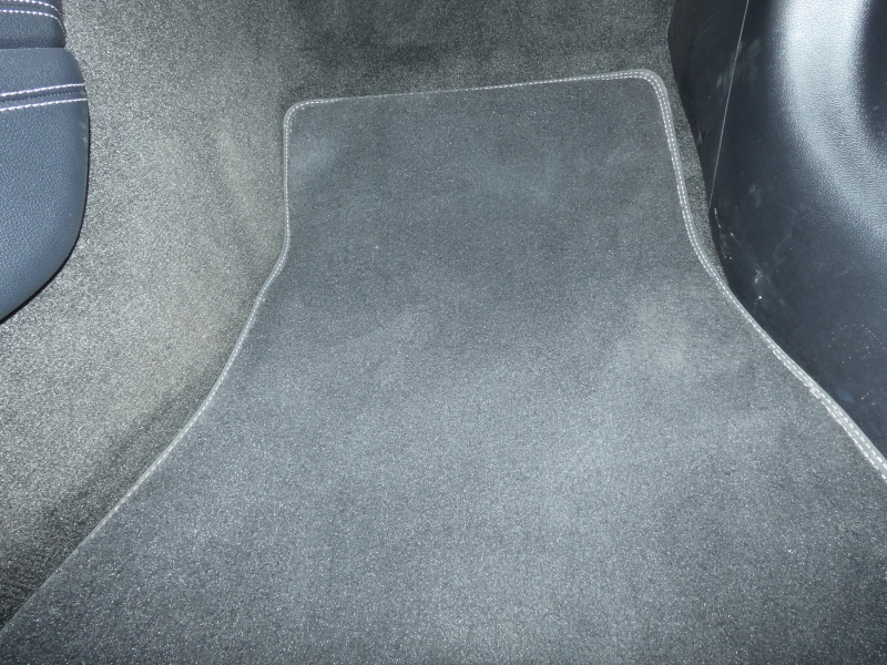 フォード マスタング GTﾌﾟﾚﾐｱﾑ    2018年ﾓﾃﾞﾙ 401A 黒革 HRE20AW  AppleCarPlay　2年保証