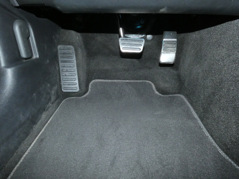 フォード マスタング GTﾌﾟﾚﾐｱﾑ    2018年ﾓﾃﾞﾙ 401A 黒革 HRE20AW  AppleCarPlay　2年保証