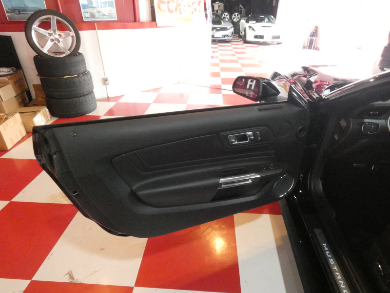 フォード マスタング GTﾌﾟﾚﾐｱﾑ    2018年ﾓﾃﾞﾙ 401A 黒革 HRE20AW  AppleCarPlay　2年保証