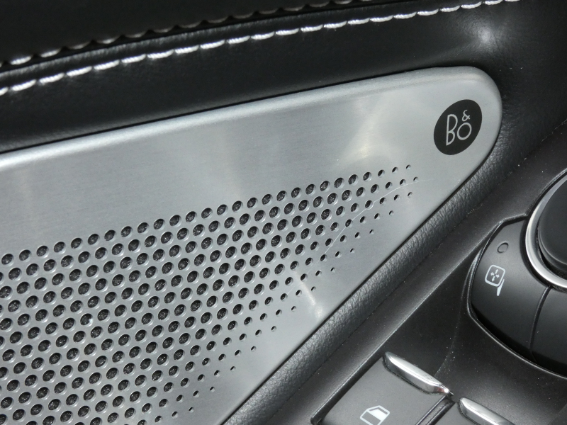 フォード エクスプローラー ST　2020年ﾓﾃﾞﾙ 新並 黒革 ｻﾝﾙｰﾌ Aｶｰﾌﾟﾚｲ ｼｰﾄﾋｰﾀｰ&ﾍﾞﾝﾁﾚｰﾀｰ FSB360ｶﾒﾗ ETC　2年保証