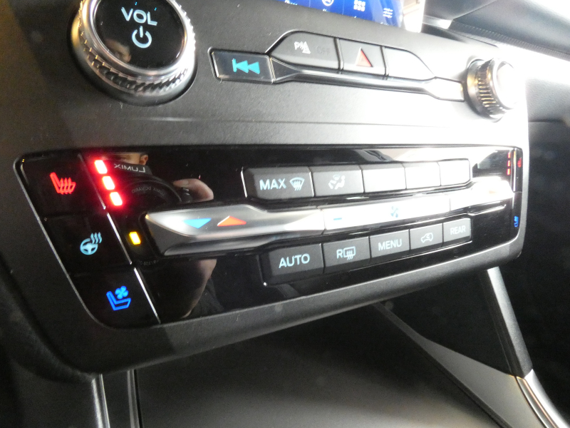 フォード エクスプローラー ST　2020年ﾓﾃﾞﾙ 新並 黒革 ｻﾝﾙｰﾌ Aｶｰﾌﾟﾚｲ ｼｰﾄﾋｰﾀｰ&ﾍﾞﾝﾁﾚｰﾀｰ FSB360ｶﾒﾗ ETC　2年保証