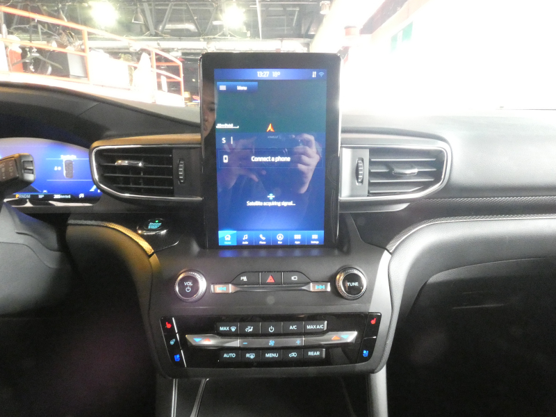 フォード エクスプローラー ST　2020年ﾓﾃﾞﾙ 新並 黒革 ｻﾝﾙｰﾌ Aｶｰﾌﾟﾚｲ ｼｰﾄﾋｰﾀｰ&ﾍﾞﾝﾁﾚｰﾀｰ FSB360ｶﾒﾗ ETC　2年保証