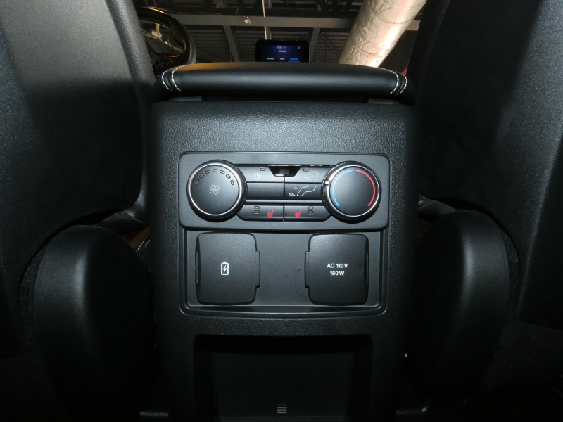 フォード エクスプローラー ST　2020年ﾓﾃﾞﾙ 新並 黒革 ｻﾝﾙｰﾌ Aｶｰﾌﾟﾚｲ ｼｰﾄﾋｰﾀｰ&ﾍﾞﾝﾁﾚｰﾀｰ FSB360ｶﾒﾗ ETC　2年保証