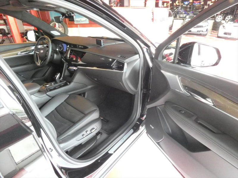 キャデラック XT6 ﾌﾟﾗﾁﾅﾑ　正規D車 2025yﾓﾃﾞﾙ 1ｵｰﾅｰ黒革 ｻﾝﾙｰﾌ BOSE  Aｶｰﾌﾟﾚｲ LEDﾗｲﾄ Bｶﾒﾗ  2年保証