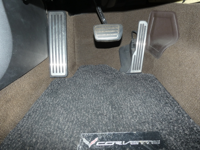 シボレー コルベット Z51　正規D車 2014年ﾓﾃﾞﾙ 茶革  ｼｰﾄﾋｰﾀｰ&ｸｰﾗｰ ﾅﾋﾞTV  Borlaﾏﾌﾗｰ ｴｱﾛ ｷｾﾉﾝ Bｶﾒﾗ　2年保証