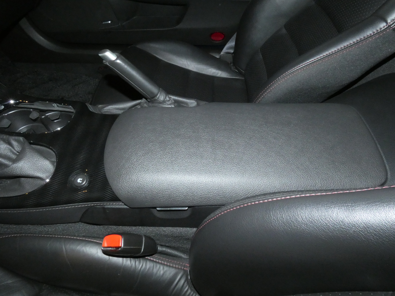 シボレー コルベット Z06　正規D車 2008yﾓﾃﾞﾙ 6速MT 黒革 可変ﾏﾌﾗｰ ﾃﾞｨｽﾌﾟﾚｲｵｰﾃﾞｨｵﾓﾆﾀｰ　2年保証