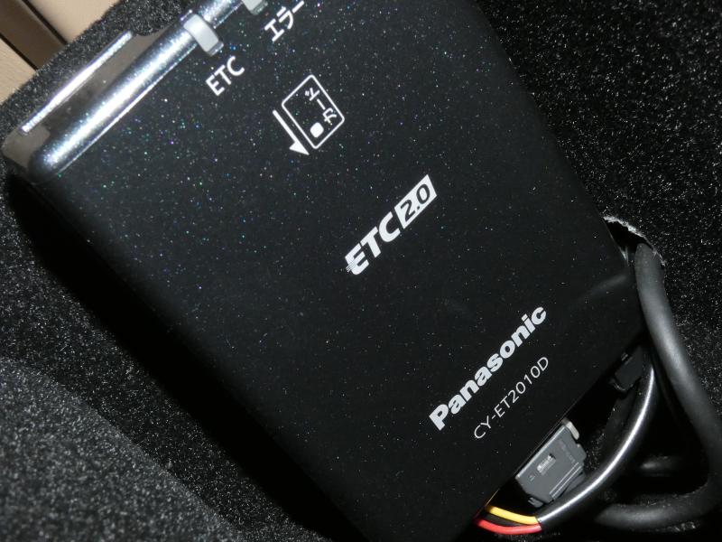 キャデラック エスカレード ﾌﾟﾗﾁﾅﾑ　正規D車  ﾍﾞｰｼﾞｭ革 ｻﾝﾙｰﾌ BOSE  ﾅﾋﾞTV Aｶｰﾌﾟﾚｲ LEDﾍｯﾄﾞﾗｲﾄ Bｶﾒﾗ　2年保証