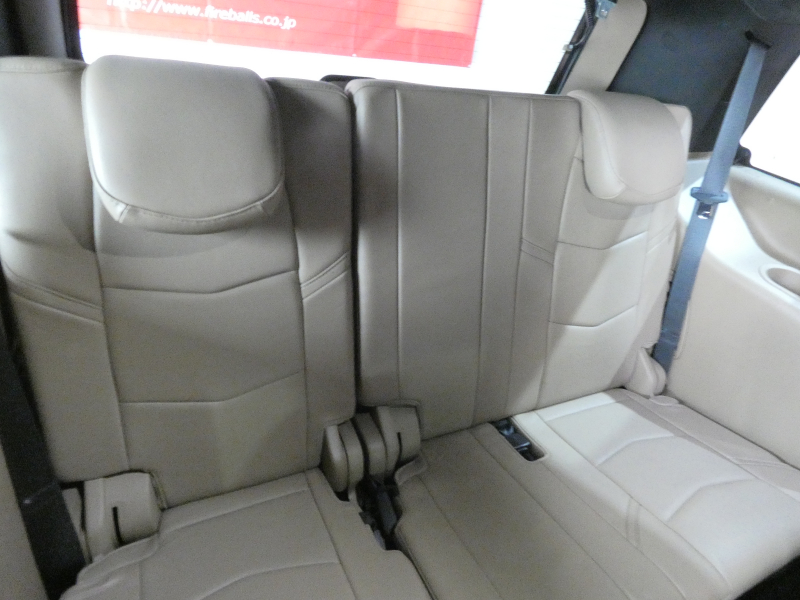 キャデラック エスカレード ﾌﾟﾗﾁﾅﾑ　正規D車  ﾍﾞｰｼﾞｭ革 ｻﾝﾙｰﾌ BOSE  ﾅﾋﾞTV Aｶｰﾌﾟﾚｲ LEDﾍｯﾄﾞﾗｲﾄ Bｶﾒﾗ　2年保証