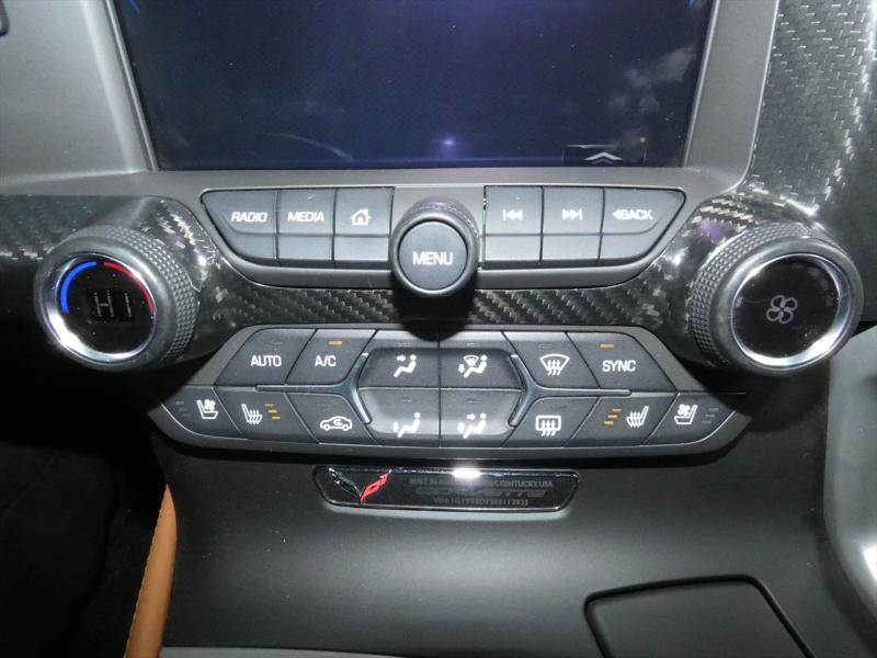 シボレー コルベット Z51  3LT  正規ﾃﾞｨｰﾗｰ車 ｶﾗﾊﾘ革ｼｰﾄ ｼｰﾄﾋｰﾀｰ&ｸｰﾗｰ ﾅﾋﾞTV BOSE Bｶﾒﾗ  2年保証