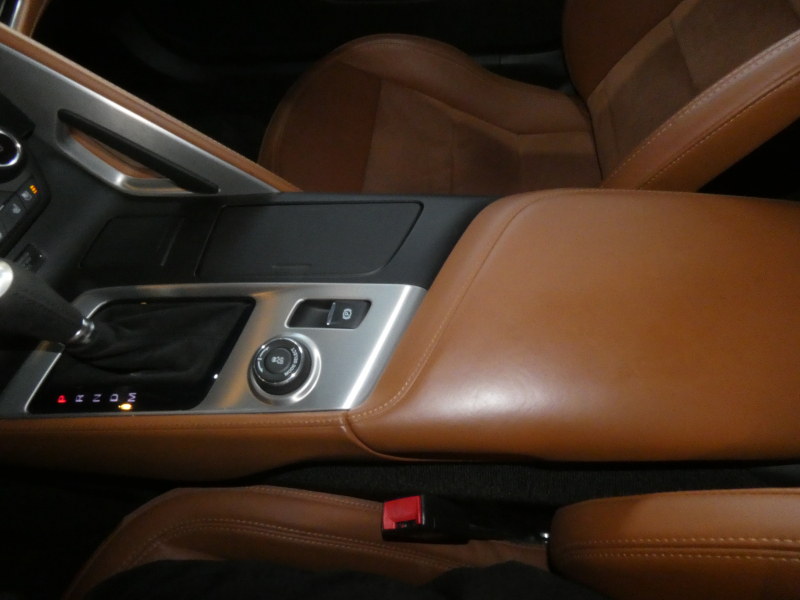 シボレー コルベット Z51  3LT  ﾃﾞｨｰﾗｰ車 ｶﾗﾊﾘ革 ｼｰﾄﾋｰﾀｰ&ｸｰﾗｰ ﾅﾋﾞTV BOSE Bｶﾒﾗ  2年保証