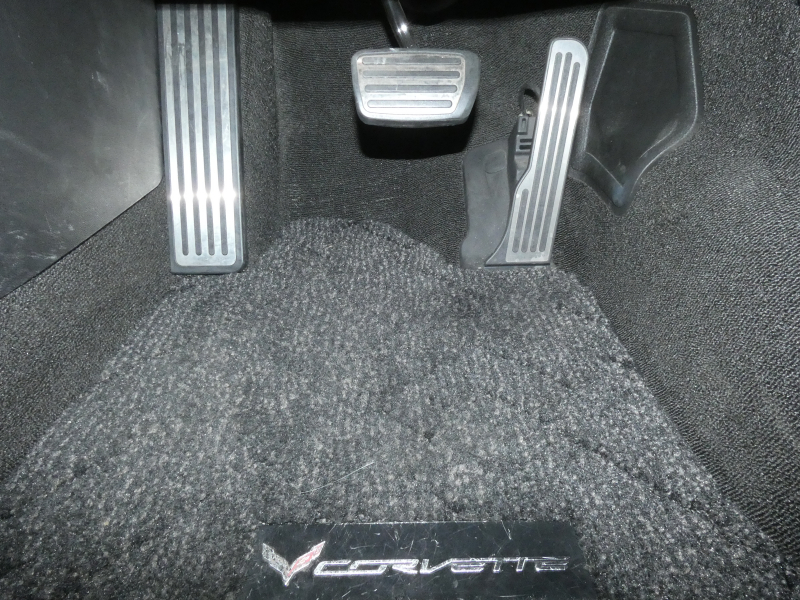 シボレー コルベット Z51  3LT  ﾃﾞｨｰﾗｰ車 ｶﾗﾊﾘ革 ｼｰﾄﾋｰﾀｰ&ｸｰﾗｰ ﾅﾋﾞTV BOSE Bｶﾒﾗ  2年保証