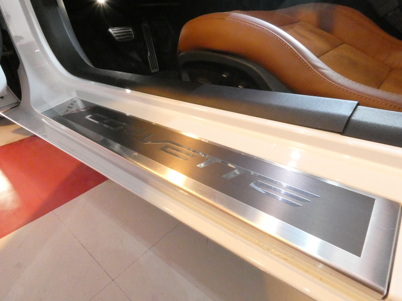シボレー コルベット Z51  3LT  ﾃﾞｨｰﾗｰ車 ｶﾗﾊﾘ革 ｼｰﾄﾋｰﾀｰ&ｸｰﾗｰ ﾅﾋﾞTV BOSE Bｶﾒﾗ  2年保証