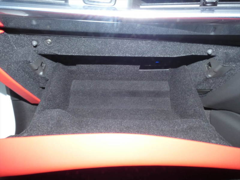 シボレー コルベット ｺﾝﾊﾞｰﾁﾌﾞﾙ  Z51ﾊﾟﾌｫｰﾏﾝｽPKG　正規D車 2024yﾓﾃﾞﾙ  黒赤ｺﾝﾋﾞ革 ｺﾝﾍﾟﾃｨｼｮﾝｼｰﾄ ｼｰﾄﾋｰﾀｰ&ﾍﾞﾝﾁﾚｰﾀｰ Aｶｰﾌﾟﾚｲ ﾌﾛﾝﾄﾘﾌﾀｰ ｸﾙｺﾝ　2年保証