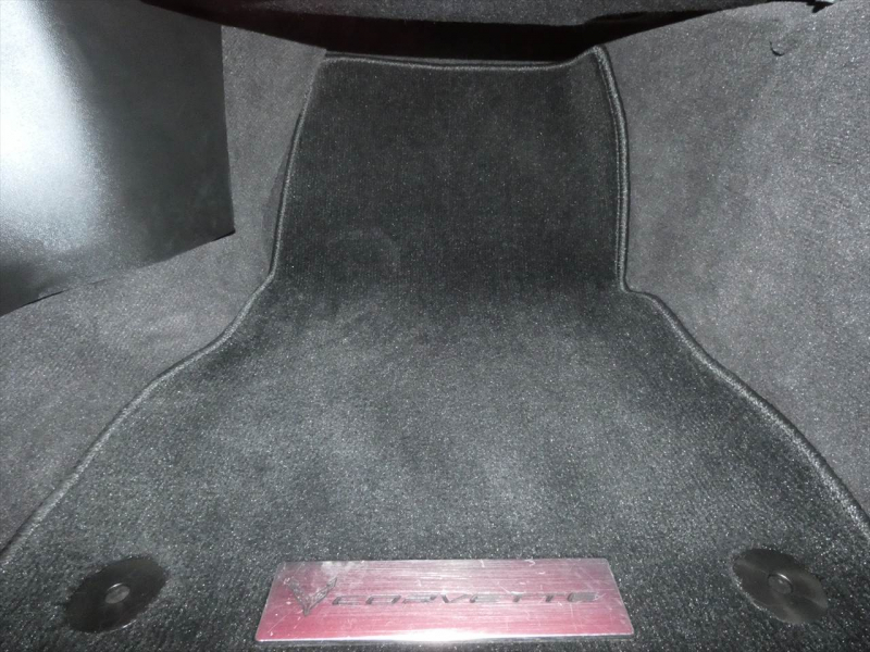 シボレー コルベット ｺﾝﾊﾞｰﾁﾌﾞﾙ  Z51ﾊﾟﾌｫｰﾏﾝｽPKG　正規D車 2024yﾓﾃﾞﾙ  黒赤ｺﾝﾋﾞ革 ｺﾝﾍﾟﾃｨｼｮﾝｼｰﾄ ｼｰﾄﾋｰﾀｰ&ﾍﾞﾝﾁﾚｰﾀｰ Aｶｰﾌﾟﾚｲ ﾌﾛﾝﾄﾘﾌﾀｰ ｸﾙｺﾝ　2年保証