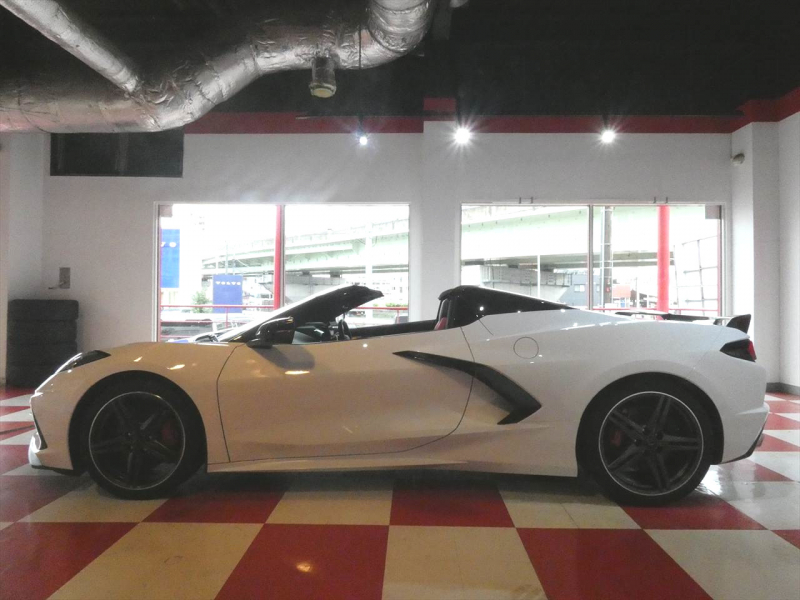 シボレー コルベット ｺﾝﾊﾞｰﾁﾌﾞﾙ  Z51ﾊﾟﾌｫｰﾏﾝｽPKG　正規D車 2024yﾓﾃﾞﾙ  黒赤ｺﾝﾋﾞ革 ｺﾝﾍﾟﾃｨｼｮﾝｼｰﾄ ｼｰﾄﾋｰﾀｰ&ﾍﾞﾝﾁﾚｰﾀｰ Aｶｰﾌﾟﾚｲ ﾌﾛﾝﾄﾘﾌﾀｰ ｸﾙｺﾝ　2年保証