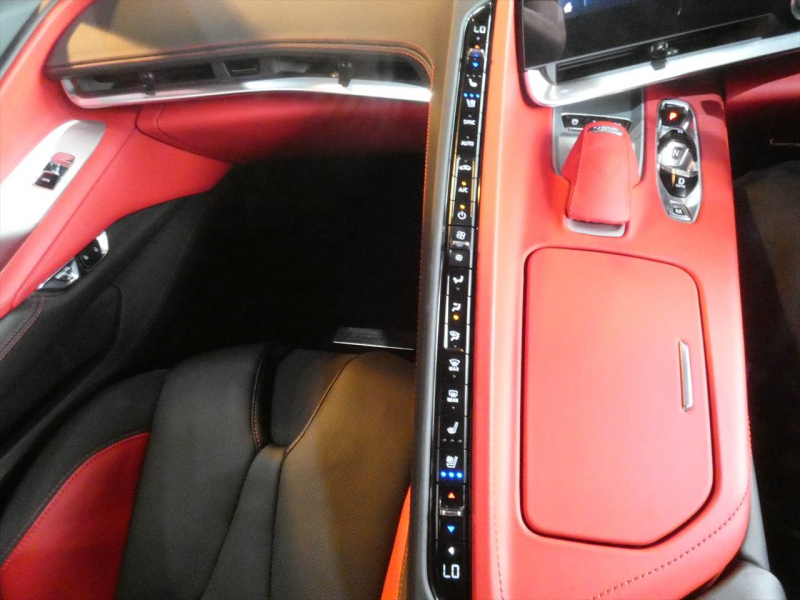 シボレー コルベット ｺﾝﾊﾞｰﾁﾌﾞﾙ  Z51ﾊﾟﾌｫｰﾏﾝｽPKG　正規D車 2024yﾓﾃﾞﾙ  黒赤ｺﾝﾋﾞ革 ｺﾝﾍﾟﾃｨｼｮﾝｼｰﾄ ｼｰﾄﾋｰﾀｰ&ﾍﾞﾝﾁﾚｰﾀｰ Aｶｰﾌﾟﾚｲ ﾌﾛﾝﾄﾘﾌﾀｰ ｸﾙｺﾝ　2年保証