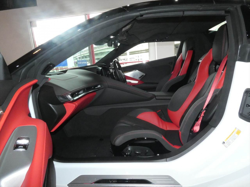 シボレー コルベット ｺﾝﾊﾞｰﾁﾌﾞﾙ  Z51ﾊﾟﾌｫｰﾏﾝｽPKG　正規D車 2024yﾓﾃﾞﾙ  黒赤ｺﾝﾋﾞ革 ｺﾝﾍﾟﾃｨｼｮﾝｼｰﾄ ｼｰﾄﾋｰﾀｰ&ﾍﾞﾝﾁﾚｰﾀｰ Aｶｰﾌﾟﾚｲ ﾌﾛﾝﾄﾘﾌﾀｰ ｸﾙｺﾝ　2年保証