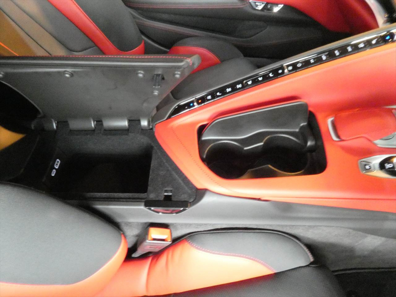 シボレー コルベット ｺﾝﾊﾞｰﾁﾌﾞﾙ  Z51ﾊﾟﾌｫｰﾏﾝｽPKG　正規D車 2024yﾓﾃﾞﾙ  黒赤ｺﾝﾋﾞ革 ｺﾝﾍﾟﾃｨｼｮﾝｼｰﾄ ｼｰﾄﾋｰﾀｰ&ﾍﾞﾝﾁﾚｰﾀｰ Aｶｰﾌﾟﾚｲ ﾌﾛﾝﾄﾘﾌﾀｰ ｸﾙｺﾝ　2年保証