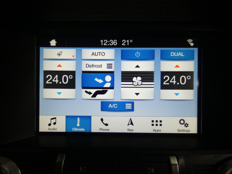 フォード マスタング GTﾌﾟﾚﾐｱﾑ  2018年ﾓﾃﾞﾙ 6MT GTﾊﾟﾌｫｰﾏﾝｽPKG 黒革 19AW Brembo 可変ﾏﾌﾗｰ AppleCarPlay 2年保証