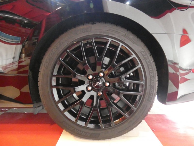 フォード マスタング GTﾌﾟﾚﾐｱﾑ  2018年ﾓﾃﾞﾙ 6MT GTﾊﾟﾌｫｰﾏﾝｽPKG 黒革 19AW Brembo 可変ﾏﾌﾗｰ AppleCarPlay 2年保証