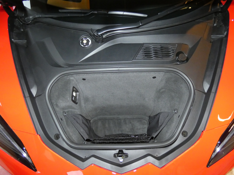 シボレー コルベット ｺﾝﾊﾞｰﾁﾌﾞﾙ  Z51ﾊﾟﾌｫｰﾏﾝｽPKG　正規D車 2023yﾓﾃﾞﾙ  ﾍﾞｰｼﾞｭ革 ｺﾝﾍﾟﾃｨｼｮﾝｼｰﾄ ｼｰﾄﾋｰﾀｰ&ﾍﾞﾝﾁﾚｰﾀｰ Aｶｰﾌﾟﾚｲ ﾌﾛﾝﾄﾘﾌﾀｰ ｸﾙｺﾝ　2年保証