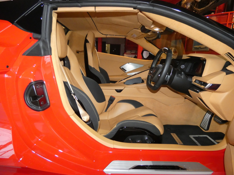 シボレー コルベット ｺﾝﾊﾞｰﾁﾌﾞﾙ  Z51ﾊﾟﾌｫｰﾏﾝｽPKG　正規D車 2023yﾓﾃﾞﾙ  ﾍﾞｰｼﾞｭ革 ｺﾝﾍﾟﾃｨｼｮﾝｼｰﾄ ｼｰﾄﾋｰﾀｰ&ﾍﾞﾝﾁﾚｰﾀｰ Aｶｰﾌﾟﾚｲ ﾌﾛﾝﾄﾘﾌﾀｰ ｸﾙｺﾝ　2年保証