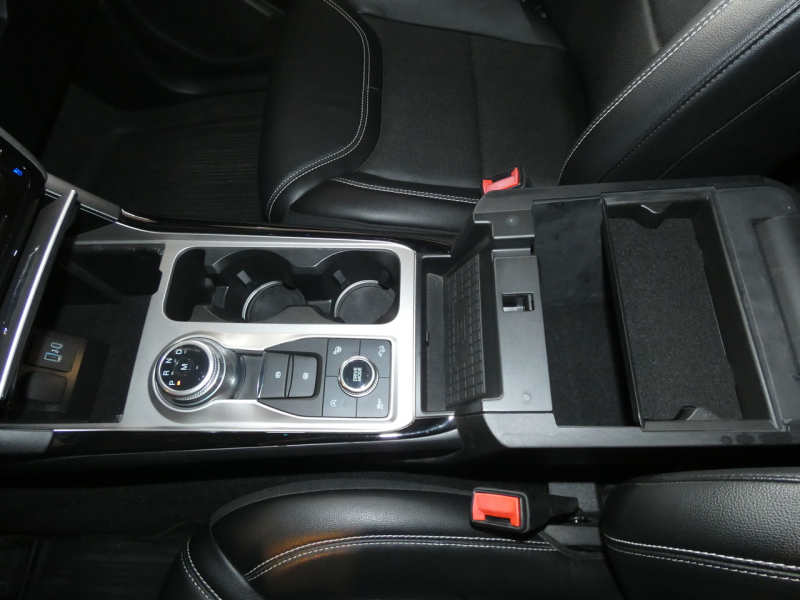 フォード エクスプローラー ST　2021年ﾓﾃﾞﾙ 新並 黒革 ｻﾝﾙｰﾌ Aｶｰﾌﾟﾚｲ ｼｰﾄﾋｰﾀｰ&ﾍﾞﾝﾁﾚｰﾀｰ FSB360ｶﾒﾗ ETC　2年保証