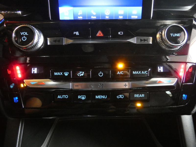 フォード エクスプローラー ST　2021年ﾓﾃﾞﾙ 新並 黒革 ｻﾝﾙｰﾌ Aｶｰﾌﾟﾚｲ ｼｰﾄﾋｰﾀｰ&ﾍﾞﾝﾁﾚｰﾀｰ FSB360ｶﾒﾗ ETC　2年保証