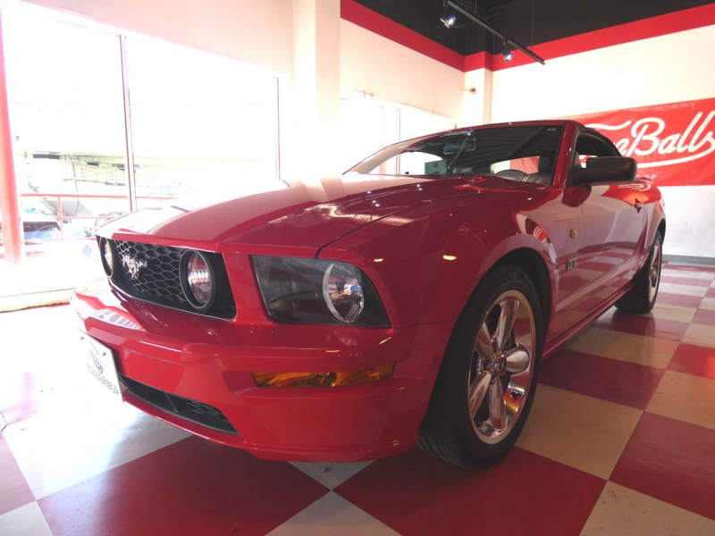 フォード マスタング GTｺﾝﾊﾞｰﾁﾌﾞﾙ Premium　2007年ﾓﾃﾞﾙ 正規D車 黒革 記録簿18ｲﾝﾁAW　2年保証