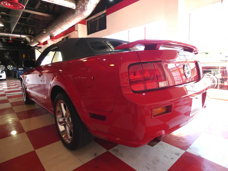 フォード マスタング GTｺﾝﾊﾞｰﾁﾌﾞﾙ Premium　2007年ﾓﾃﾞﾙ 正規D車 黒革 記録簿18ｲﾝﾁAW　2年保証