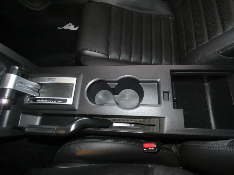 フォード マスタング GTｺﾝﾊﾞｰﾁﾌﾞﾙ Premium　2007年ﾓﾃﾞﾙ 正規D車 黒革 記録簿18ｲﾝﾁAW　2年保証