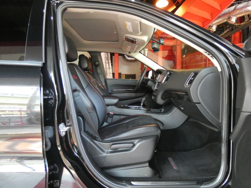 ダッジ デュランゴ RT AWD　1ｵｰﾅｰ 2011yﾓﾃﾞﾙ 新並 ﾊｰﾌﾚｻﾞｰ ｻﾝﾙｰﾌ  F＆Bｶﾒﾗ ｷｾﾉﾝ ﾊﾟﾜｰﾘｱｹﾞｰﾄ 7人乗り3rdシート　2年保証