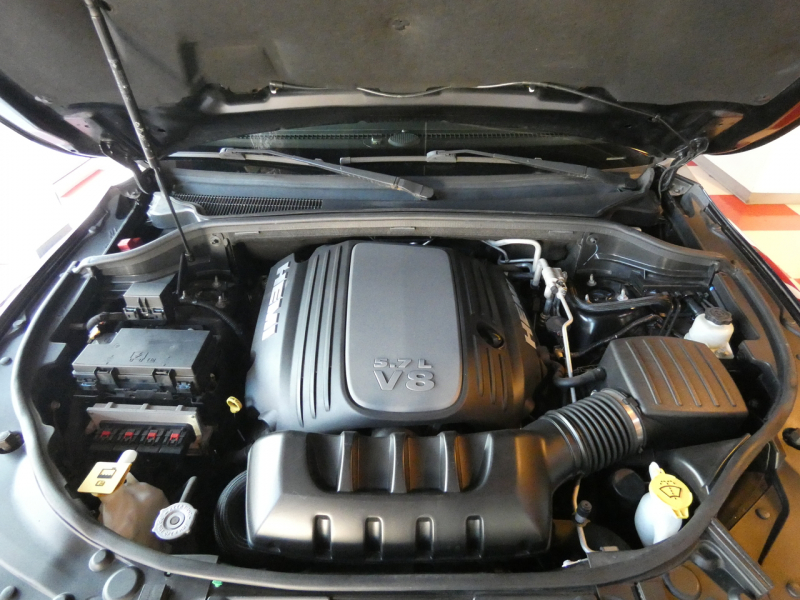 ダッジ デュランゴ RT AWD　1ｵｰﾅｰ 2011yﾓﾃﾞﾙ 新並 ﾊｰﾌﾚｻﾞｰ ｻﾝﾙｰﾌ  F＆Bｶﾒﾗ ｷｾﾉﾝ ﾊﾟﾜｰﾘｱｹﾞｰﾄ 7人乗り3rdシート　2年保証