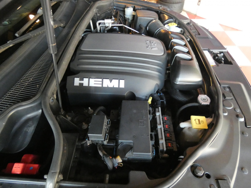 ダッジ デュランゴ RT AWD　1ｵｰﾅｰ 2011yﾓﾃﾞﾙ 新並 ﾊｰﾌﾚｻﾞｰ ｻﾝﾙｰﾌ  F＆Bｶﾒﾗ ｷｾﾉﾝ ﾊﾟﾜｰﾘｱｹﾞｰﾄ 7人乗り3rdシート　2年保証