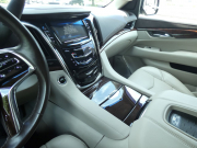 キャデラック エスカレード ﾌﾟﾚﾐｱﾑ　2015年ﾓﾃﾞﾙ 正規D車ｼｪｰﾙﾚｻﾞｰ ｼｰﾄﾋｰﾀｰ&ｸｰﾗ ｻﾝﾙｰﾌ ACC LEDﾗｲﾄ 社外24ｲﾝﾁAW　2年保証