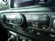 ジープ グラディエーター ﾙﾋﾞｺﾝ　2022yﾓﾃﾞﾙ  Dｻﾄﾞﾙ革 USﾊﾞﾝﾊﾟｰ ｴﾙﾌｫｰﾄﾞﾏﾌﾗｰ ｼｰﾄﾋｰﾀｰ Appleｶｰﾌﾟﾚｲ FSBｶﾒﾗ ETC　2年保証