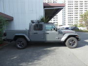 ジープ グラディエーター ﾙﾋﾞｺﾝ　2022yﾓﾃﾞﾙ  Dｻﾄﾞﾙ革 USﾊﾞﾝﾊﾟｰ ｴﾙﾌｫｰﾄﾞﾏﾌﾗｰ ｼｰﾄﾋｰﾀｰ Appleｶｰﾌﾟﾚｲ FSBｶﾒﾗ ETC　2年保証