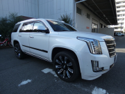 キャデラック エスカレード ﾌﾟﾗﾁﾅﾑ　正規D車 2019年ﾓﾃﾞﾙ 7人乗り3rdｼｰﾄ ｾﾐｱﾆﾘﾝ革 ｻﾝﾙｰﾌ ﾅﾋﾞTV AppleCarPlay ﾌﾘｯﾌﾟﾀﾞｳﾝ ACC ﾌﾞﾗｲﾝﾄﾞｽﾎﾟｯﾄ ｵｰﾄﾃｰﾙｹﾞｰﾄ 全周囲ｶﾒﾗ　2年保証