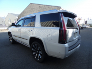 キャデラック エスカレード ﾌﾟﾗﾁﾅﾑ　正規D車 2019年ﾓﾃﾞﾙ 7人乗り3rdｼｰﾄ ｾﾐｱﾆﾘﾝ革 ｻﾝﾙｰﾌ ﾅﾋﾞTV AppleCarPlay ﾌﾘｯﾌﾟﾀﾞｳﾝ ACC ﾌﾞﾗｲﾝﾄﾞｽﾎﾟｯﾄ ｵｰﾄﾃｰﾙｹﾞｰﾄ 全周囲ｶﾒﾗ　2年保証