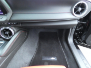 シボレー カマロ SS　正規D車 2019年ﾓﾃﾞﾙ 黒赤革ｼｰﾄ ｼｰﾄﾋｰﾀｰ&ｸｰﾗｰ ｸﾞﾗﾝﾄﾞｴﾌｪｸﾄ 純正20ｲﾝﾁAW ﾌﾞﾚﾝﾎﾞ Bｶﾒﾗ ｸﾙｺﾝ　2年保証