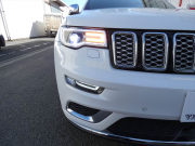 ジープ グランドチェロキー ｻﾐｯﾄ　茶革 ﾌﾟｯｼｭｽﾀｰﾄ&ｽﾄｯﾌﾟ ｼｰﾄﾋｰﾀｰ ﾅﾋﾞTV ﾊﾟﾉﾗﾏｻﾝﾙｰﾌ ﾊｰﾏﾝｶｰﾄﾞﾝｻｳﾝﾄﾞ 純正20ｲﾝﾁAW ﾌﾛﾝﾄｻｲﾄﾞﾊﾞｯｸｶﾒﾗ　2年保証