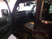 ジープ ラングラー ｱﾝﾘﾐﾃｯﾄﾞ ｻﾊﾗ　正規D車 2020yﾓﾃﾞﾙ 黒革 ｼｰﾄﾋｰﾀｰ 純正ﾅﾋﾞTV 社外ｵｰﾄｽﾃｯﾌﾟ 社外F&Rﾊﾞﾝﾊﾟｰ LEDﾍｯﾄﾞﾗｲﾄ　2年保証