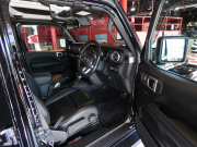 ジープ ラングラー ｱﾝﾘﾐﾃｯﾄﾞ ｻﾊﾗ　正規D車 2020yﾓﾃﾞﾙ 黒革 ｼｰﾄﾋｰﾀｰ 純正ﾅﾋﾞTV 社外ｵｰﾄｽﾃｯﾌﾟ 社外F&Rﾊﾞﾝﾊﾟｰ LEDﾍｯﾄﾞﾗｲﾄ　2年保証