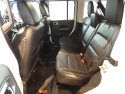 ジープ ラングラー ｱﾝﾘﾐﾃｯﾄﾞ ｻﾊﾗ　正規D車 2020yﾓﾃﾞﾙ 黒革 ｼｰﾄﾋｰﾀｰ 純正ﾅﾋﾞTV 社外ｻｲﾄﾞｽﾃｯﾌﾟ 社外17ｲﾝﾁAW LEDﾍｯﾄﾞﾗｲﾄ　2年保証