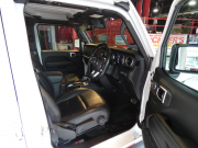 ジープ ラングラー ｱﾝﾘﾐﾃｯﾄﾞ ｻﾊﾗ　正規D車 2020yﾓﾃﾞﾙ 黒革 ｼｰﾄﾋｰﾀｰ 純正ﾅﾋﾞTV 社外ｻｲﾄﾞｽﾃｯﾌﾟ 社外17ｲﾝﾁAW LEDﾍｯﾄﾞﾗｲﾄ　2年保証